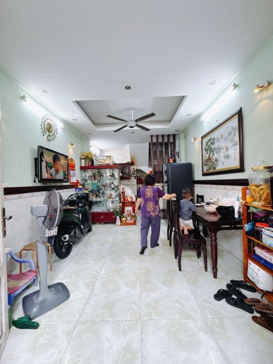 Hình ảnh Bán nhà hẻm 322/15a Nguyễn Tất Thành, Xóm Chiếu