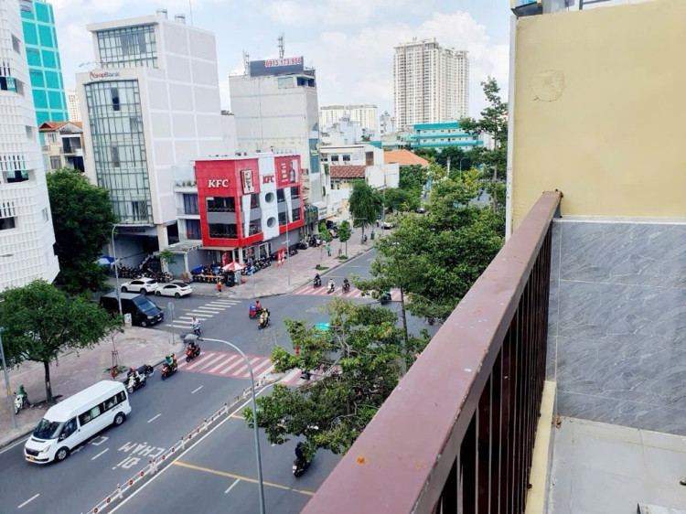 Hình ảnh Bán nhà Mặt tiền 99 Nguyễn Thái Học, Phường Bến Thành