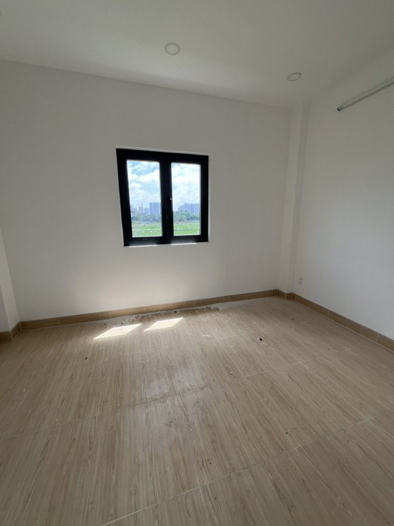 Hình ảnh Bán nhà Mặt tiền 230 Nguyễn Xiển, Phường Long Phước