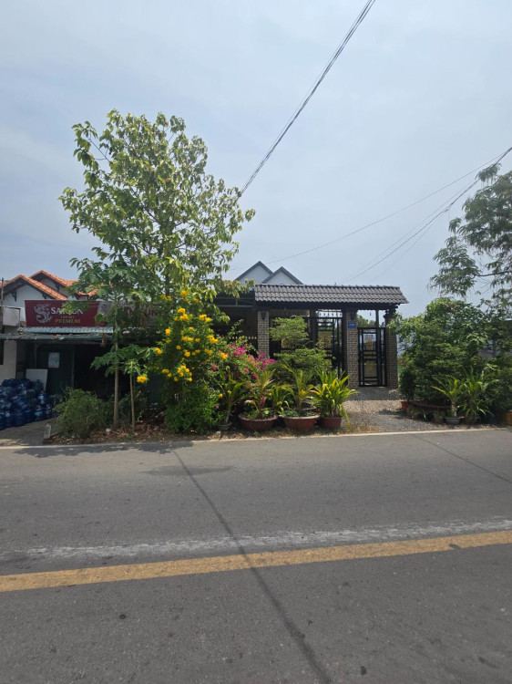 Hình ảnh Bán nhà mặt tiền 725 Nguyễn Văn Tạo, Hiệp Phước