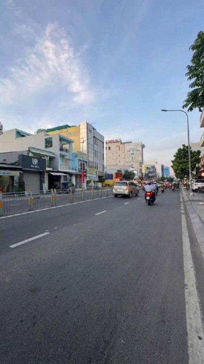 Hình ảnh Bán nhà mặt tiền 431 Lũy Bán Bích, Phường Phú Thạnh
