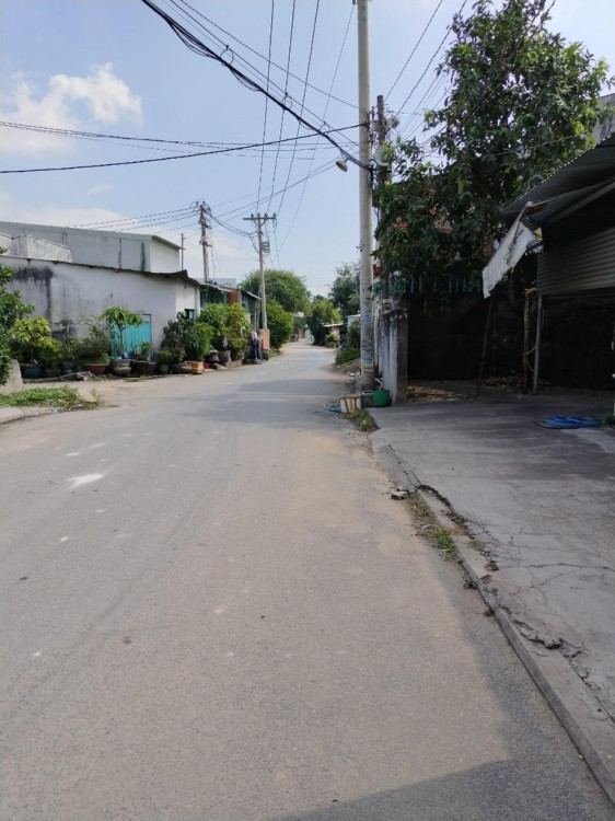Hình ảnh Bán nhà hẻm 74/2a, Phường Long Bình