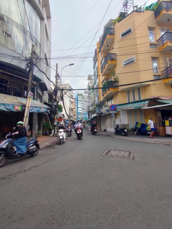 Hình ảnh Bán nhà Hẻm 41/32 Phùng Văn Cung, Phường Cầu Kiệu