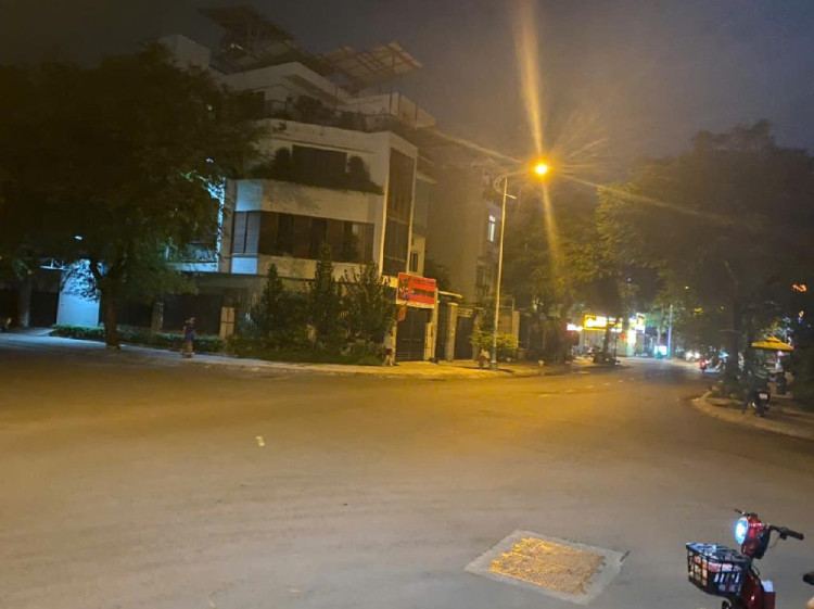 Hình ảnh Bán nhà mặt tiền 53, phường Bình Trưng