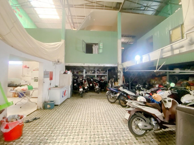 Hình ảnh Bán nhà Hẻm 483/21 Lạc Long Quân, Phường Hòa Bình