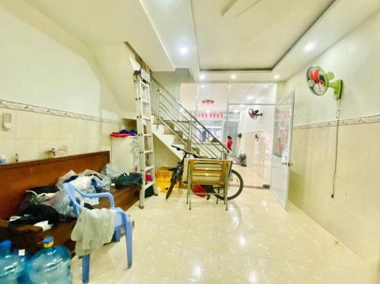 Hình ảnh Bán nhà Mặt tiền 16h Cư Xá Phú Bình, Phường Hòa Bình