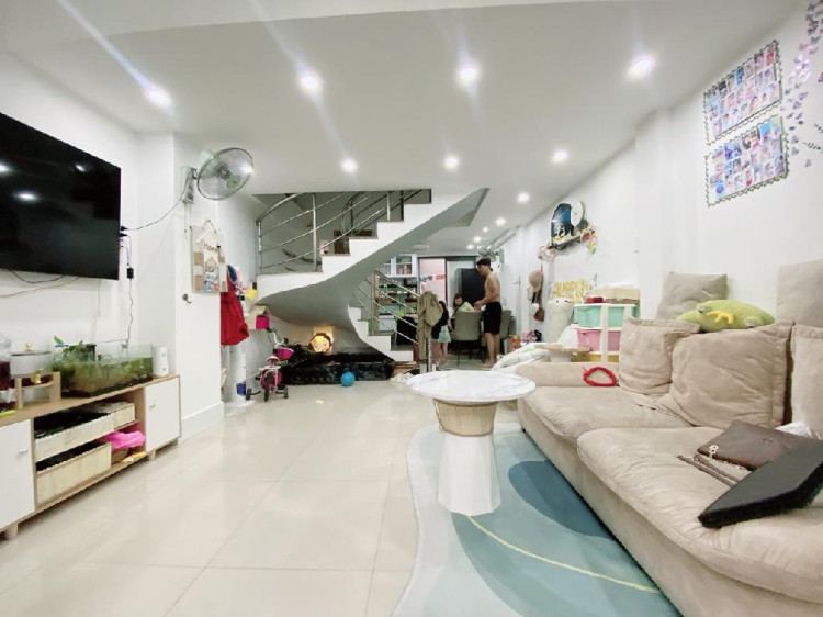 Hình ảnh Bán nhà hẻm 436b/42/4 3 Tháng 2, phường Hòa Hưng
