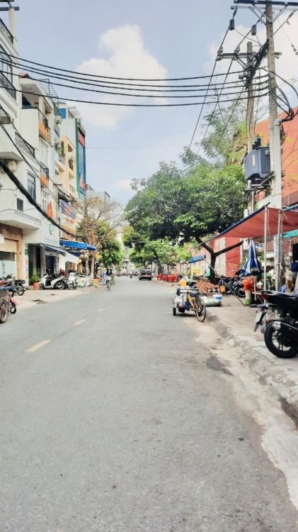 Hình ảnh Bán nhà hẻm 5/20 Nguyễn Ngọc Lộc, phường Diên Hồng