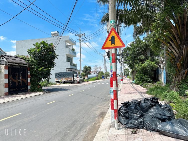 Hình ảnh Bán nhà mặt tiền 4 Đồng Bà Canh, xã Xuân Thới Sơn
