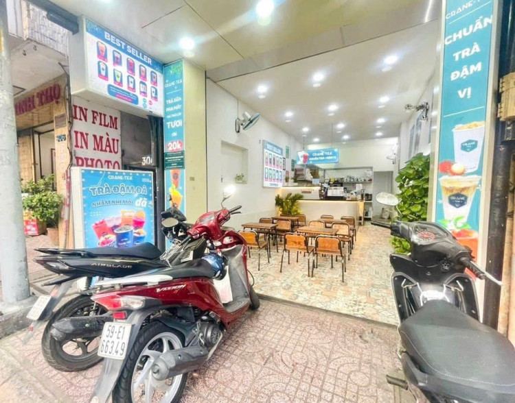 Hình ảnh Bán nhà Mặt tiền 304 Phan Đình Phùng, Phường Cầu Kiệu