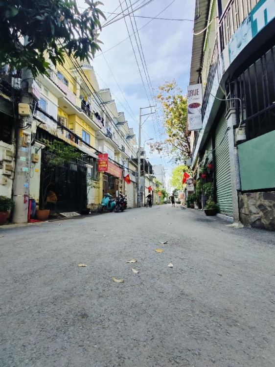 Hình ảnh Bán nhà hẻm 55/9/8 Lò Lu, Phường Long Phước