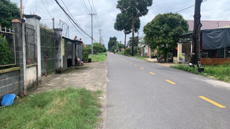 Hình ảnh Bán nhà mặt tiền 440 Bùi Thị Điệt, Nhuận Đức