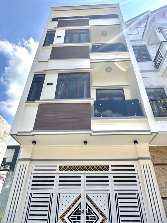 Hình ảnh Bán nhà mặt tiền 38 D4, Linh Xuân