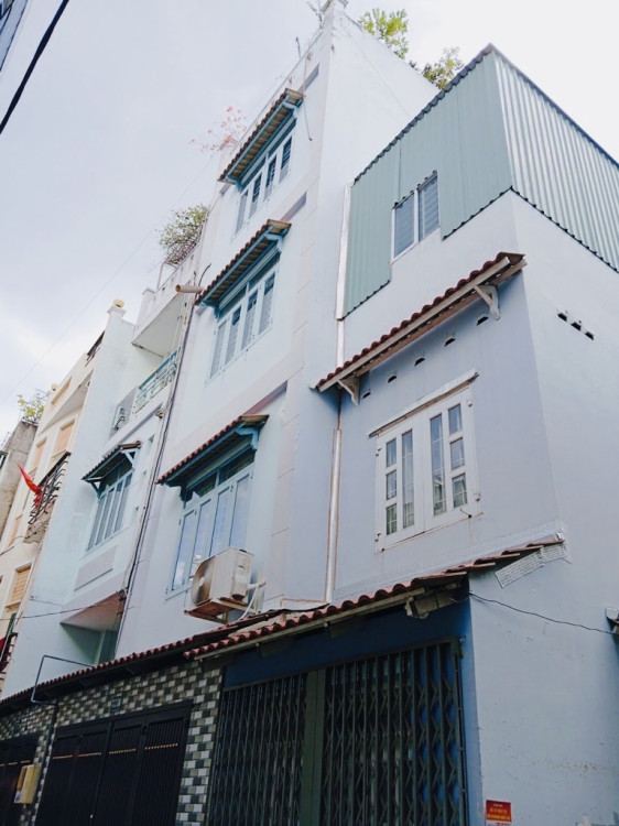 Hình ảnh Bán nhà hẻm 737/74 Lạc Long Quân, Phường Bảy Hiền