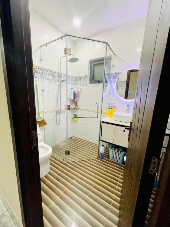 Hình ảnh Bán nhà mặt tiền 14 Hoàng Lê Kha, phường Bình Tây