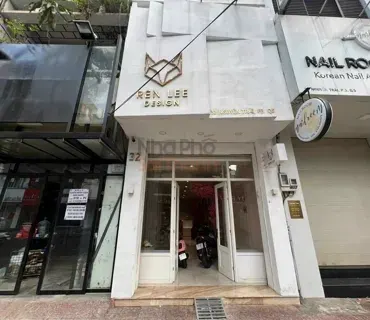 Hình ảnh Bán Nhà Mặt Tiền 30 32 Nguyễn Trãi, Phường Chợ Quán