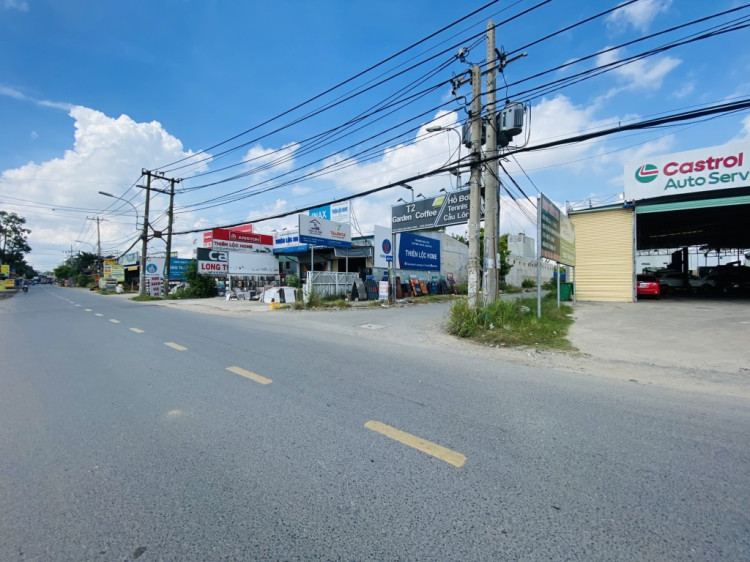 Hình ảnh Bán đất đối diện 730 Lã Xuân Oai, Phường Long Phước