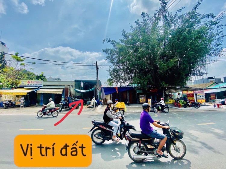 Hình ảnh Bán nhà mặt tiền 26 Hoàng Hữu Nam, phường Long Bình