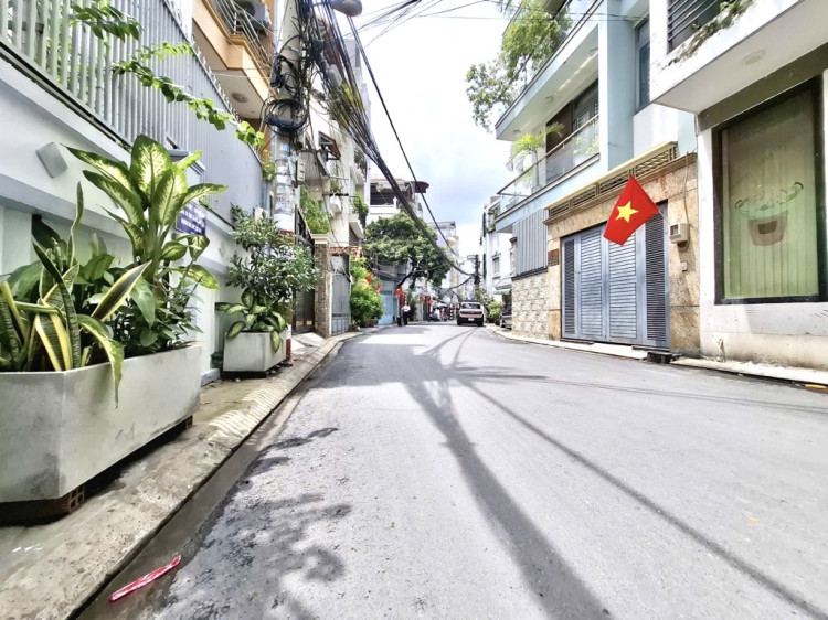 Hình ảnh Bán nhà mặt tiền 110 Nguyễn Thanh Tuyền, Phường Tân Sơn Hòa
