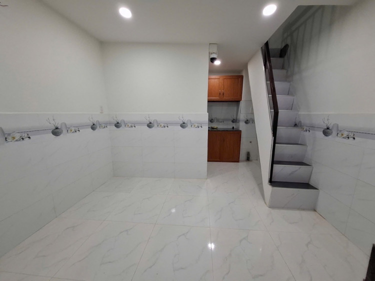 Hình ảnh Bán nhà Hẻm 64/9c Trần Đình Xu, Phường Cầu Ông Lãnh