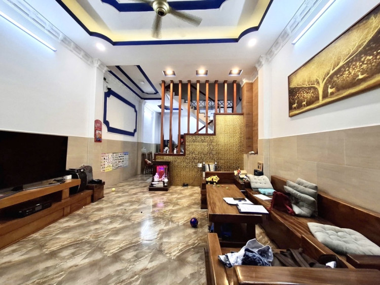 Hình ảnh Bán nhà mặt tiền 1 Hương lộ 80, Bình Tân