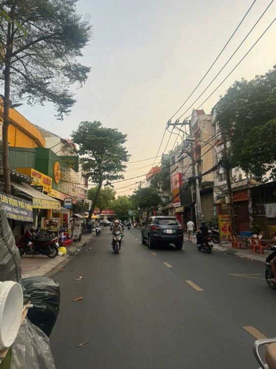 Hình ảnh Bán nhà mặt tiền 211 Thạch Lam, Phường Phú Thạnh