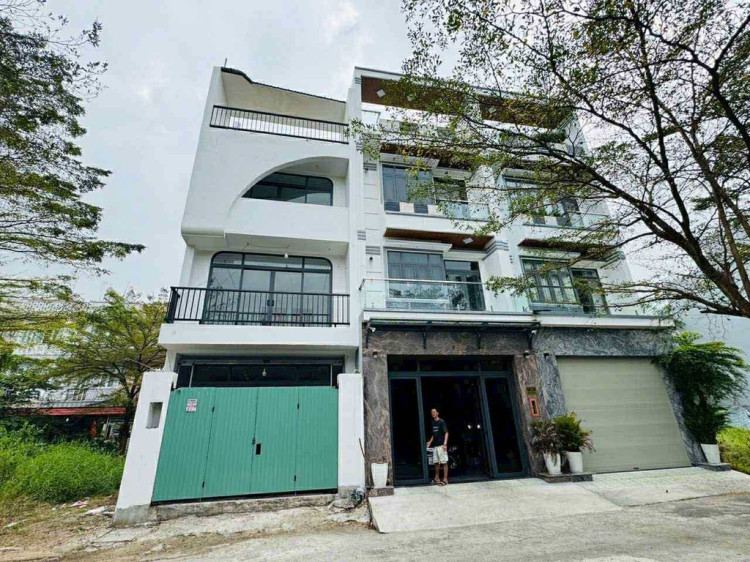 Hình ảnh Bán nhà hẻm 2534/1 Huỳnh Tấn Phát, xã Nhà Bè