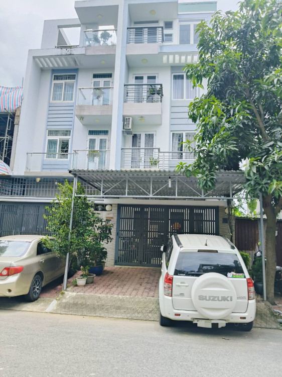 Hình ảnh Bán nhà mặt tiền 30 Đường số 6 xã Bình Hưng