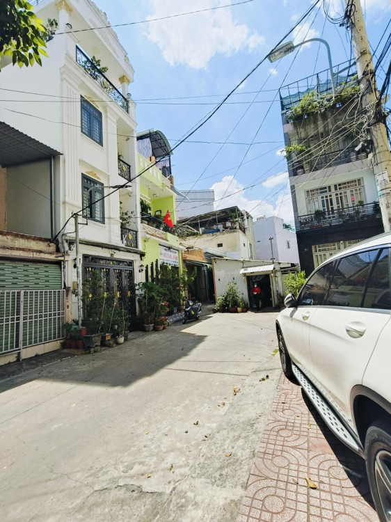 Hình ảnh Bán nhà mặt tiền 69 Bùi Minh Trực, Phường Bình Đông