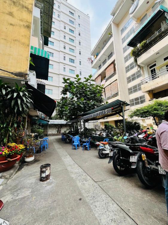 Hình ảnh Bán nhà mặt tiền 207 Bùi Viện, Bến Thành