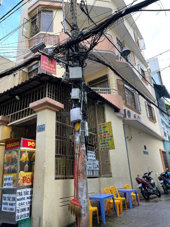 Hình ảnh Bán nhà hẻm 870/56 Lạc Long Quân, Phường Tân Hòa