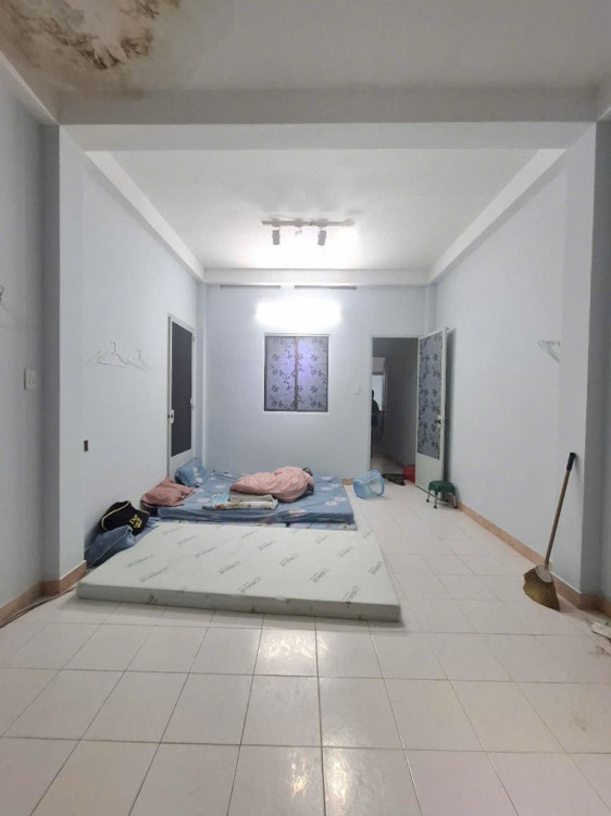 Hình ảnh Bán nhà mặt tiền 204 Đất Thánh, Phường Tân Hòa