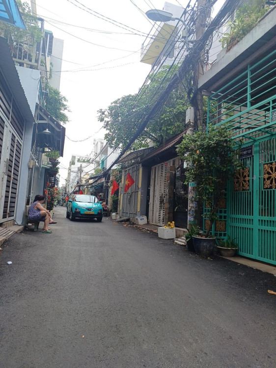 Hình ảnh Bán nhà hẻm 242/68 Bà Hom, phường Phú Lâm