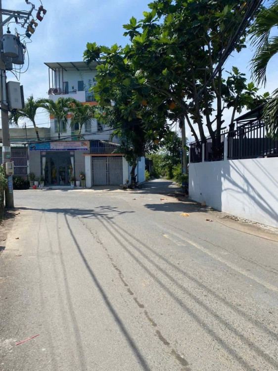 Hình ảnh Bán nhà hẻm 56/77 Đường 8 Phường Long Phước