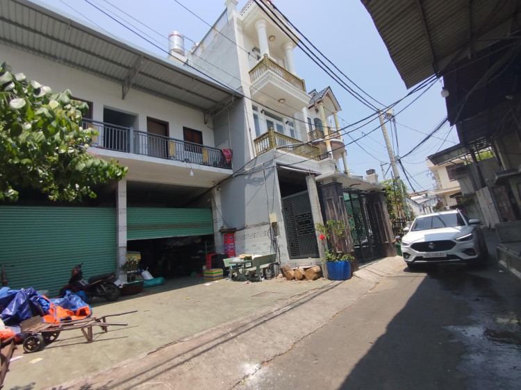 Hình ảnh Bán nhà hẻm 147/3 Phú Châu, Phường Tam Bình