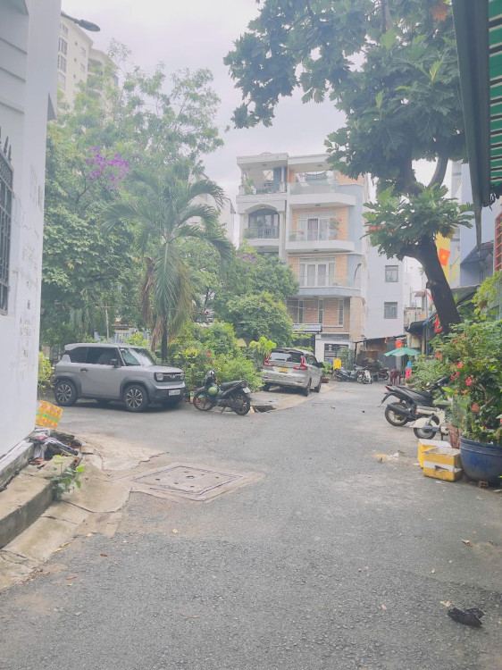 Hình ảnh Bán nhà hẻm 927/10 Hậu Giang, phường Bình Phú