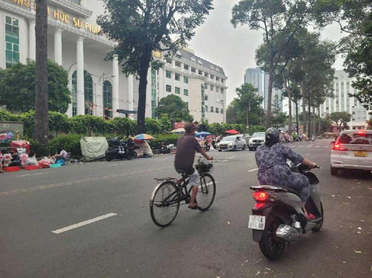 Hình ảnh Bán nhà mặt tiền 2711d An Dương Vương Phường Chợ Quán