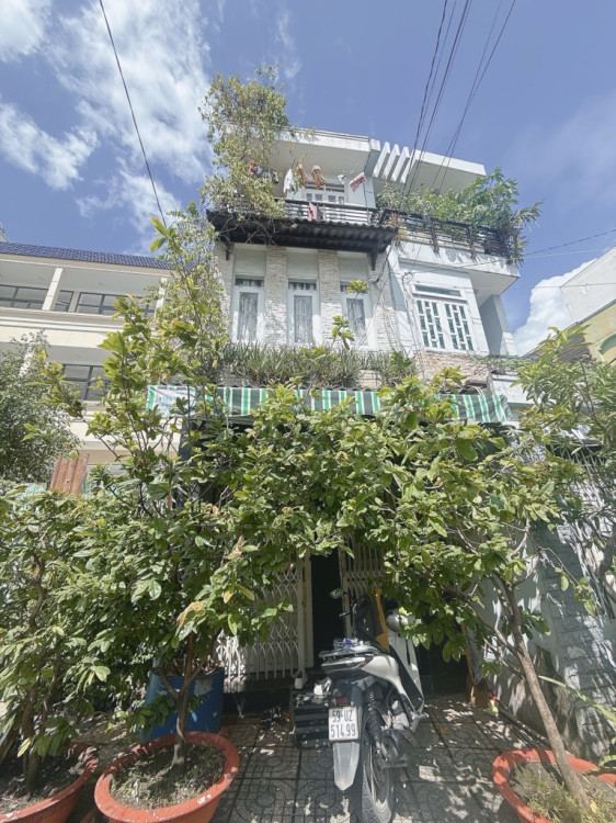 Hình ảnh Bán nhà mặt tiền 61a Lê Liễu, Phường Phú Thọ Hòa