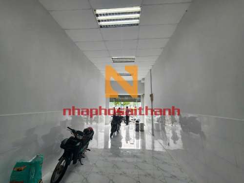 Hình ảnh Bán nhà 438 Võ Văn Kiệt phường Cô Giang Quận 1