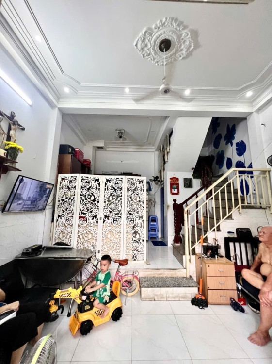 Hình ảnh Bán nhà hẻm 1014/62/1 Cách Mạng Tháng Tám, Phường Tân Sơn Nhất