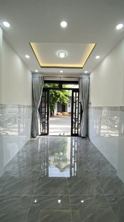 Hình ảnh Bán nhà Mặt tiền 43 Trịnh Đình Trọng, Phường Hòa Bình