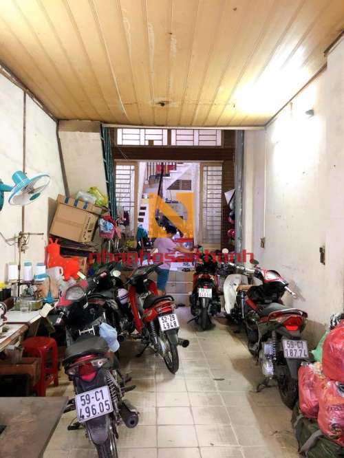 Hình ảnh Bán nhà 533 Đoàn Văn Bơ phường 13 quận 4