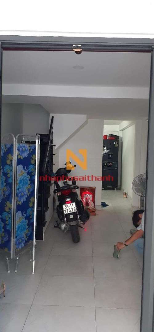 Hình ảnh Bán nhà 55 Nguyễn Hiền Phường 4 Quận 3
