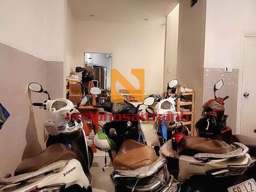 Hình ảnh Bán nhà 591/7 Trần Hưng Đạo phường Cầu Kho Quận 1