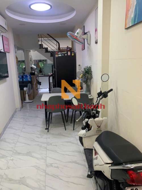 Hình ảnh Bán nhà 60/3/13 Lê Thị Riêng phường  Bến Thành Quận 1
