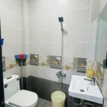 Hình ảnh Bán nhà hẻm 1034/15 Trường Sa Phường Bàn Cờ Tp Hồ Chí Minh