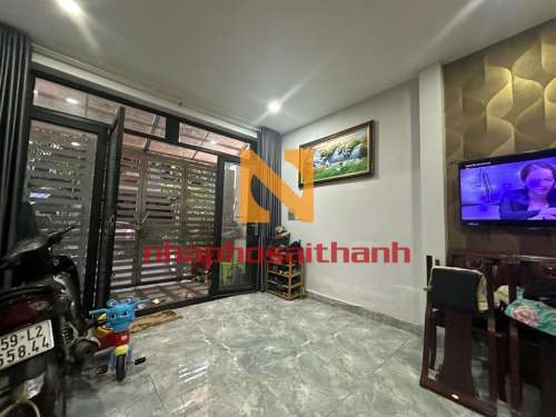 Hình ảnh Bán nhà 6A Đường số 36 Kp1, Phường Tân Quy, Quận 7.