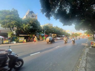 Hình ảnh Bán Nhà Mặt Tiền 10-10A Nguyễn Sơn, Phường Phú Thọ Hòa, Tân Phú