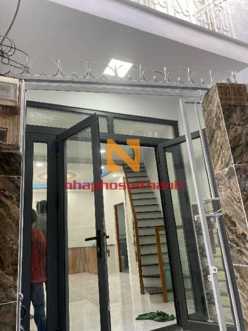 Hình ảnh Bán nhà 737/1/6F Lạc Long Quân Phường 10 Quận Tân Bình