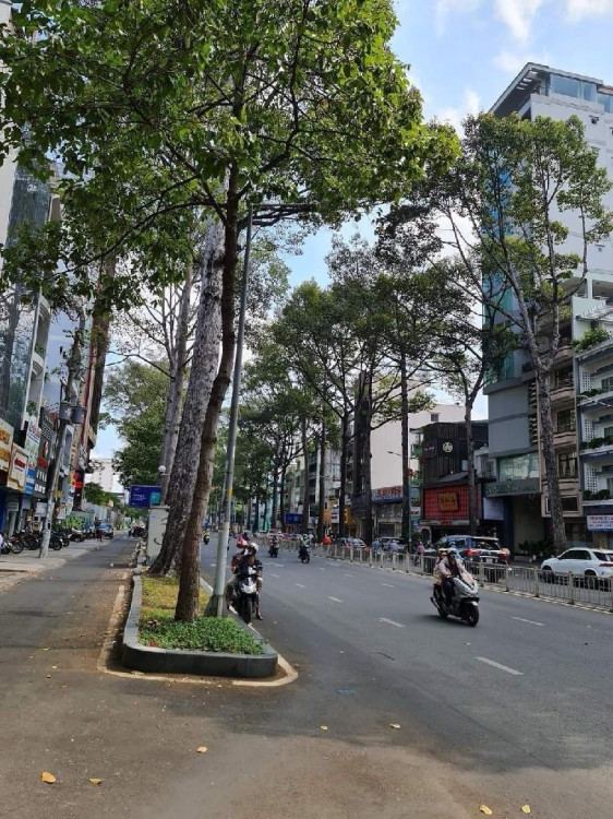Hình ảnh Bán nhà mặt tiền 322 Trần Hưng Đạo, Cầu Ông Lãnh